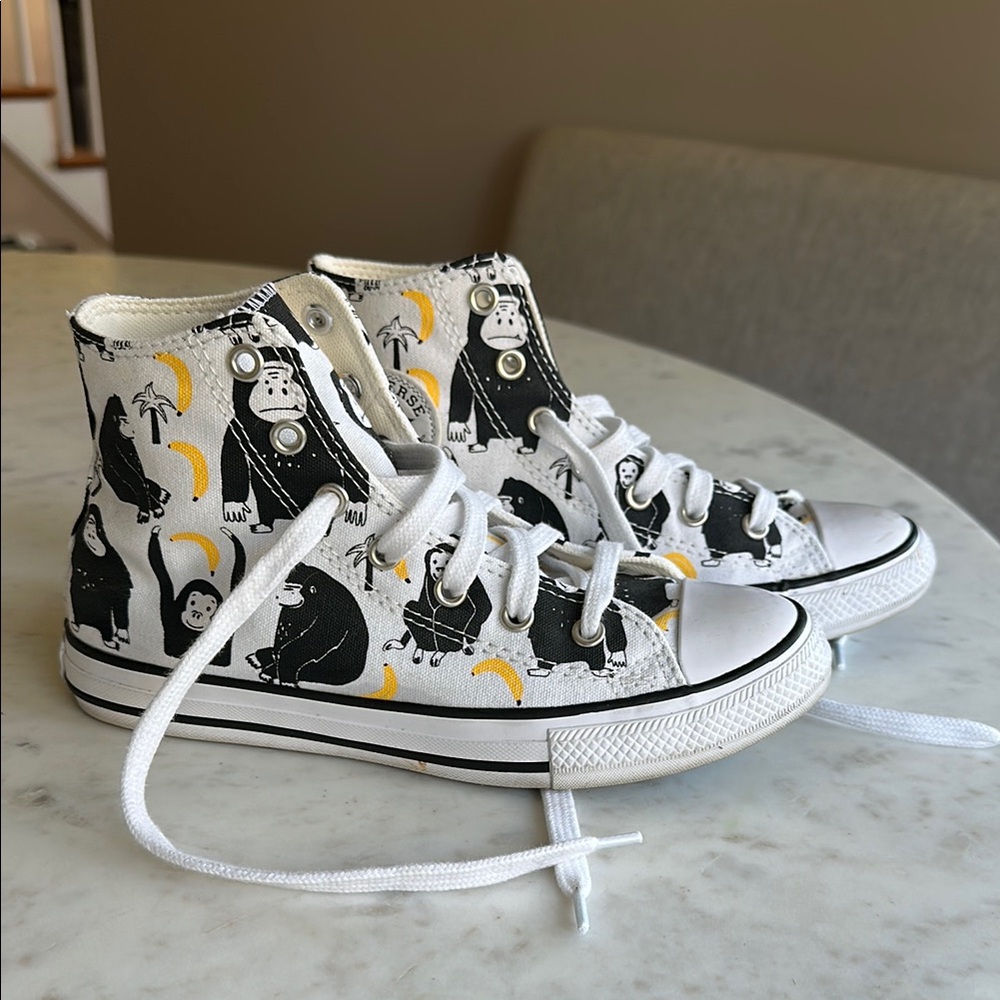 Kids High-Top Sneakers with Fun Animal Print